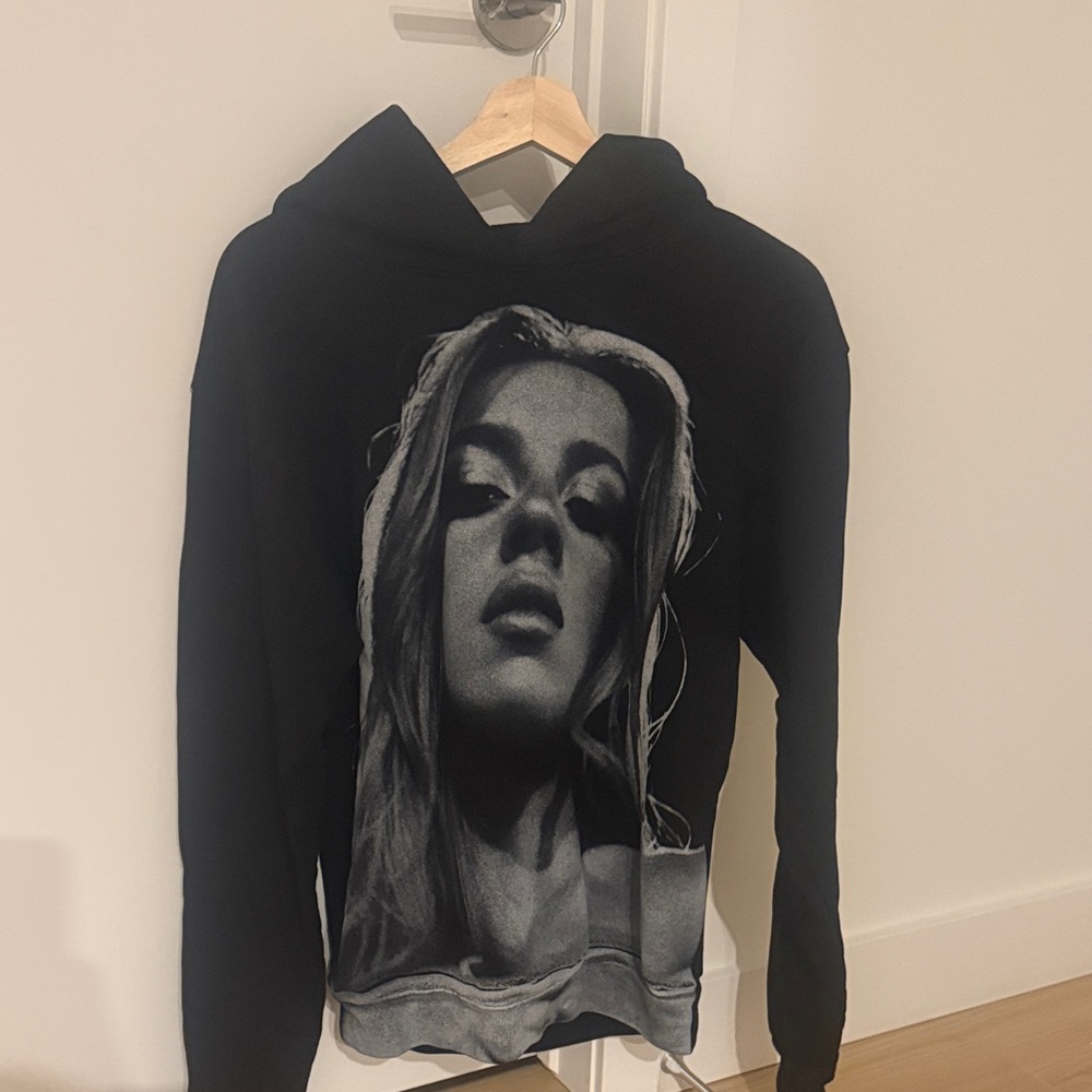 Tate McRae Hoodie